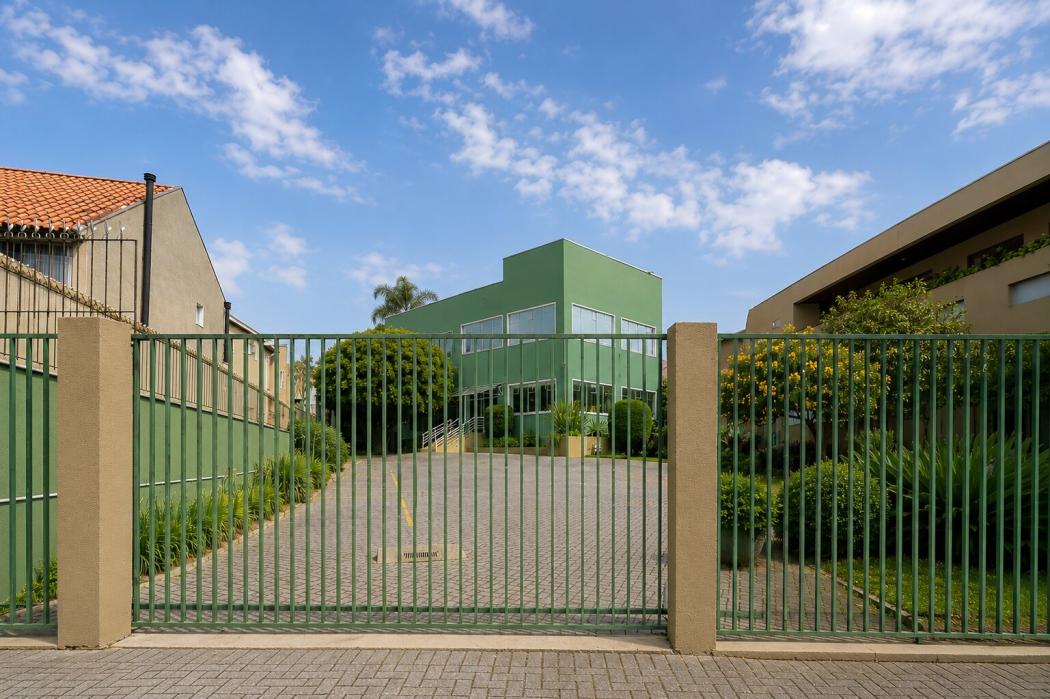 - Imóvel Comercial à Venda ou Locação – Santa Felicidade, Curitiba/PR 