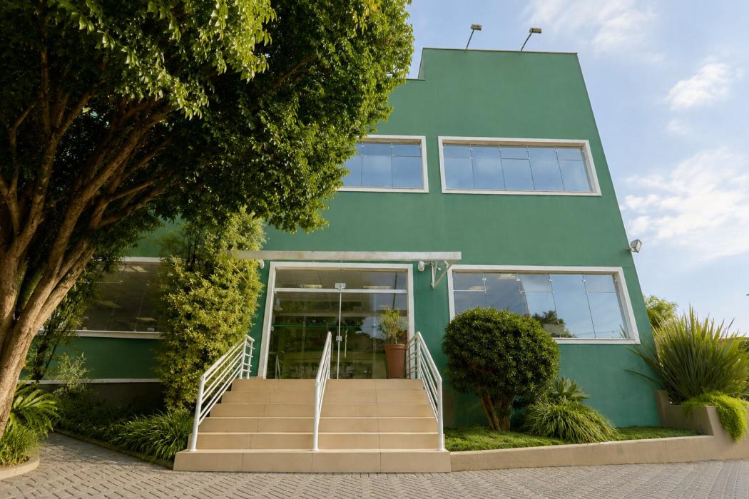  - Imóvel Comercial à Venda ou Locação – Santa Felicidade, Curitiba/PR 
