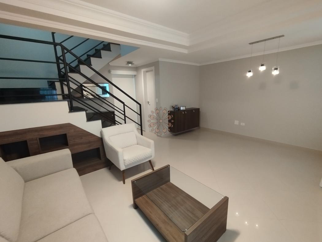 Sobrado à venda com 3 quartos - Santa Felicidade,Curitiba 
