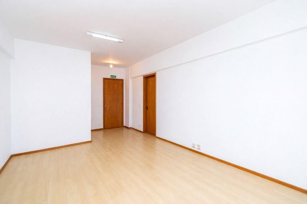  - Sala à venda no Centro