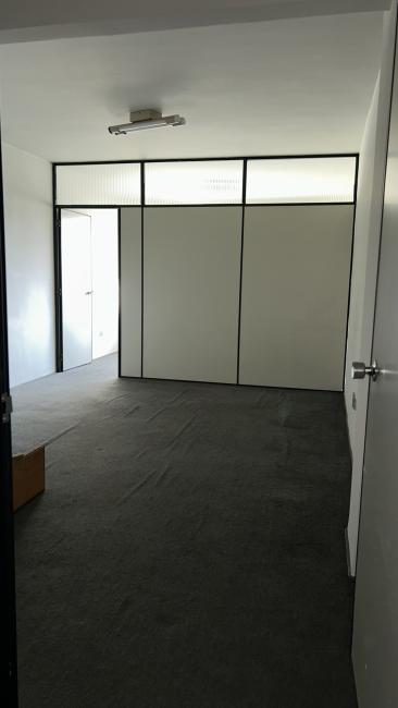Escritório em CURITIBA - PR, no bairro Centro - Referência SAL001-CLLF