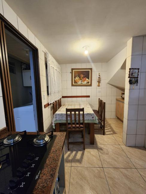 Sobrado à venda em Bairro Alto, Curitiba — Fava Imóveis