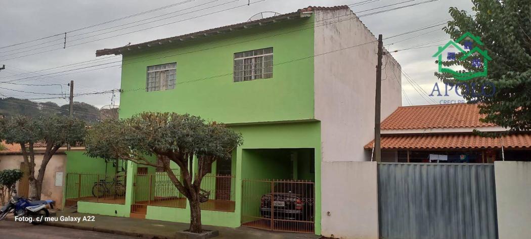 Sobrado em Bandeirantes - PR, no bairro Vila União - Referência SO0001-APOY