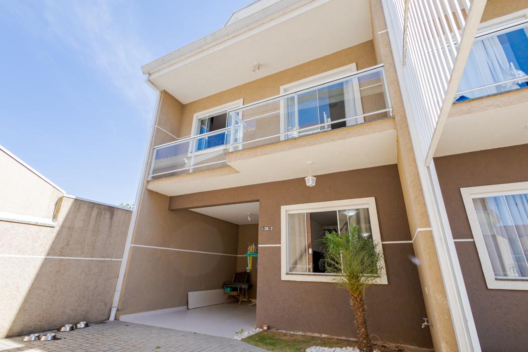 Sobrado em CURITIBA - PR, no bairro Neoville - Referência SO0002-COZP-COZP