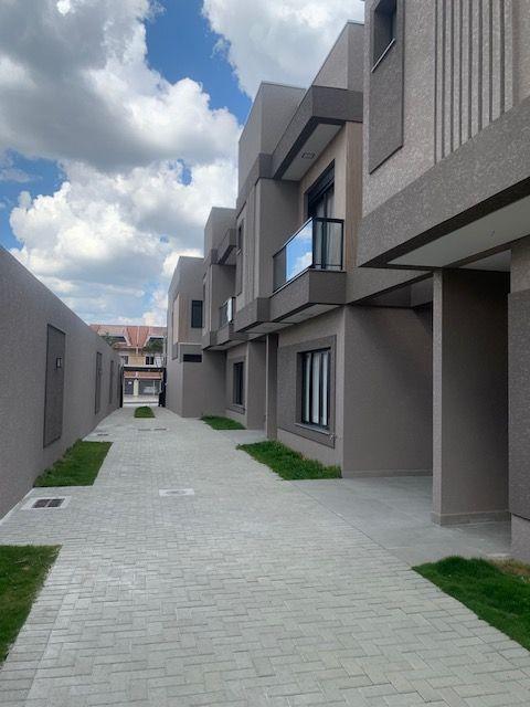 Sobrado em Curitiba - PR, no bairro Boqueirão - Referência SO0006-EVOS