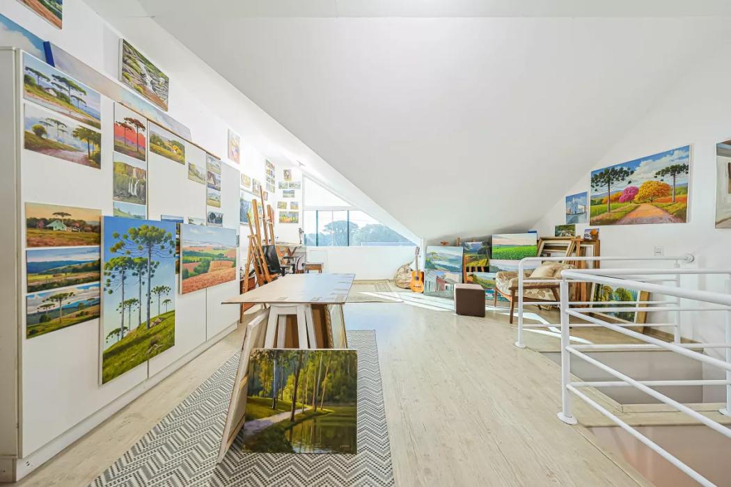 Sobrado trilex, 3 quartos, 1 suíte, 2 vagas de garagem, Portão - Curitiba - PR