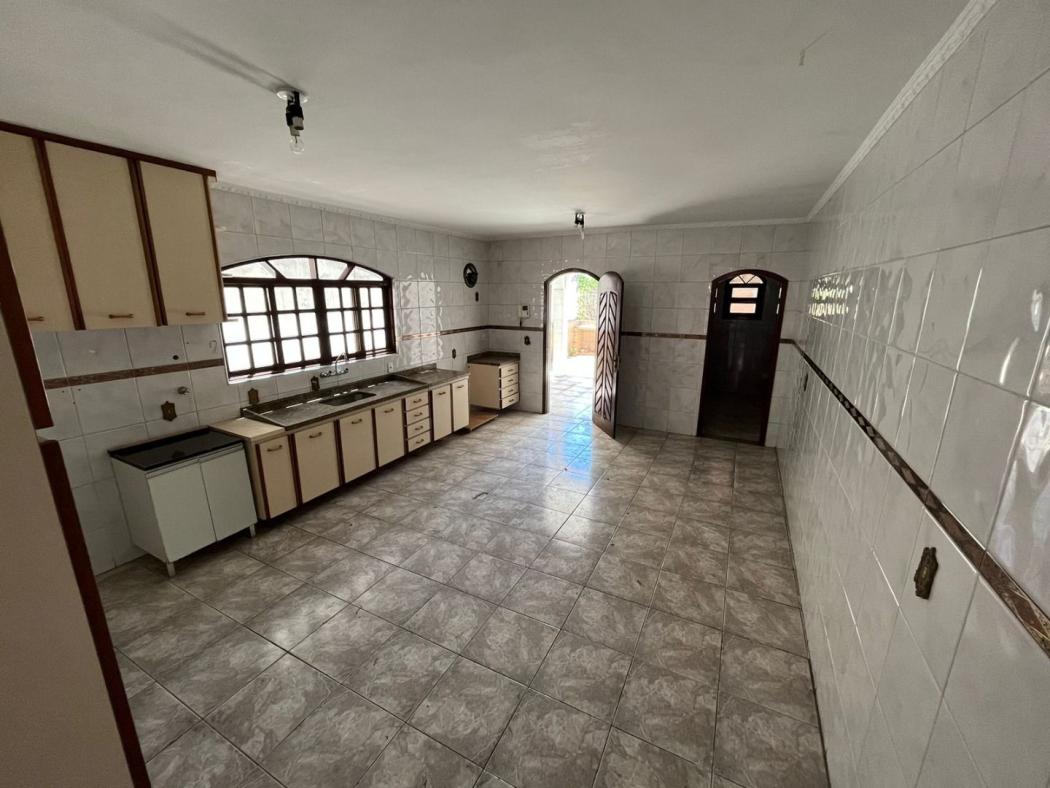  - Sobrado à venda, 296 m² por R$ 820.000,00 - Adalgisa - Osasco/SP
