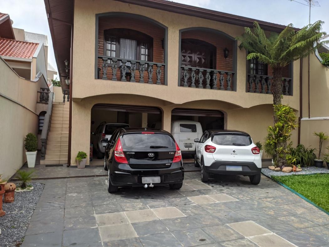 Sobrado em Curitiba - PR, no bairro Barreirinha - Referência SO0012-AABM