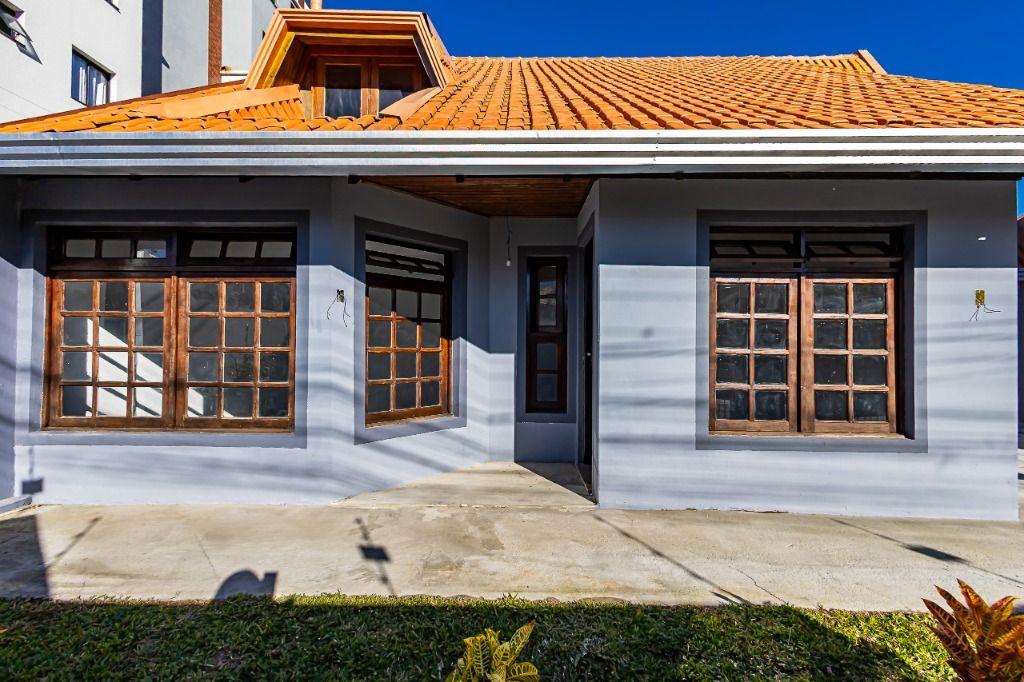  - Sobrado com 3 dormitórios à venda, 236 m² por R$ 1.100.000,00 - Santa Quitéria - Curitiba/PR