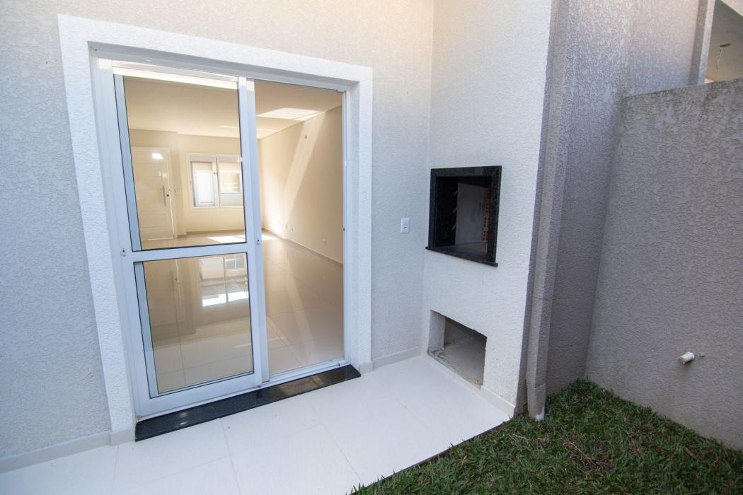 Sobrado em Curitiba - PR, no bairro Campo Comprido - Referência SO0017-EVOS