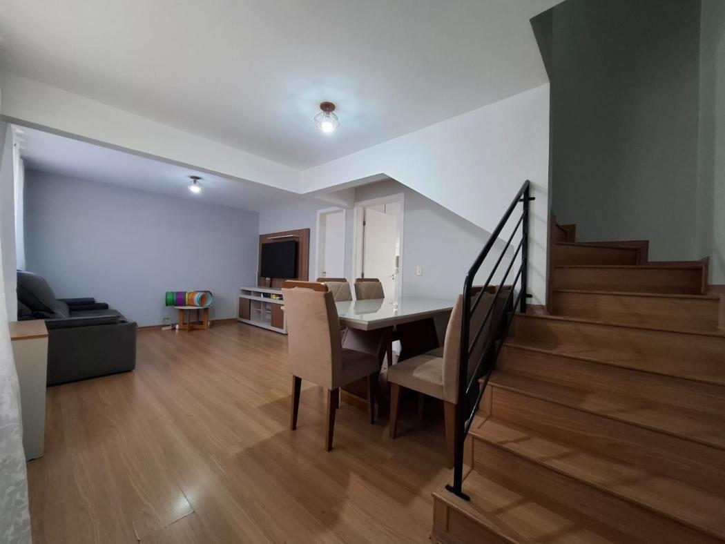 Sobrado com 3 dormitórios à venda, 81 m² por R$ 492.000,00 - Alto Boqueirão - Curitiba/PR