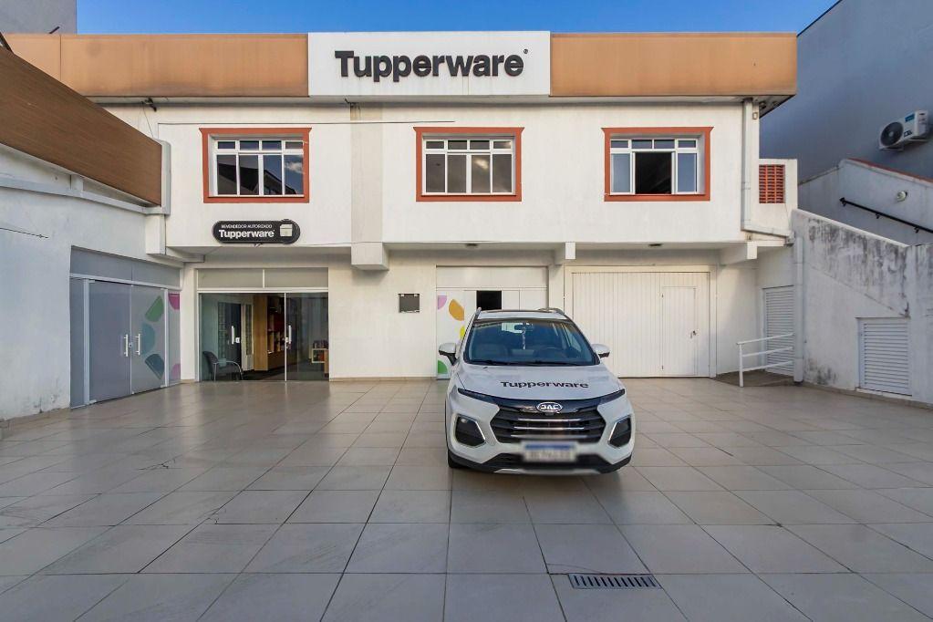 Sobrado em Curitiba - PR, no bairro Parolin - Referência SO0041-RECH