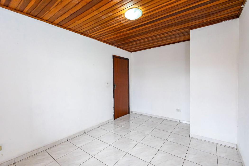 Casa à venda em Cidade Industrial, Curitiba — Hub Urbana