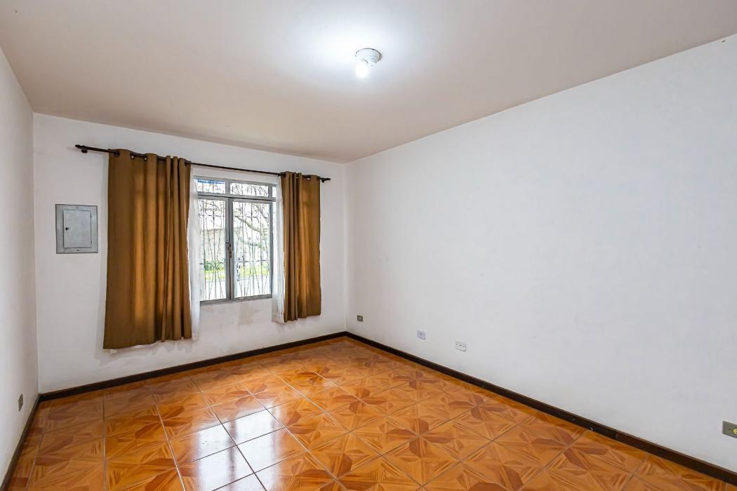 Casa à venda em Cidade Industrial, Curitiba — Hub Urbana