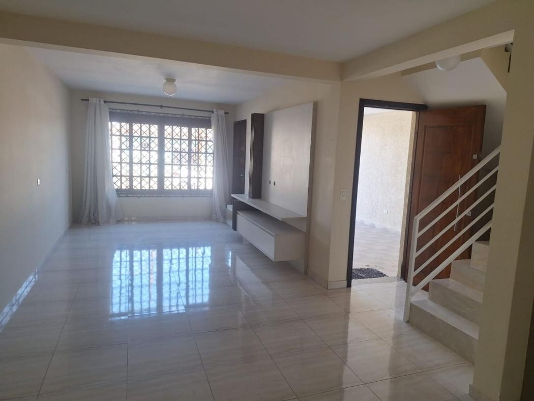 Casa à venda em Ouro Fino, São José dos Pinhais — Hub Urbana