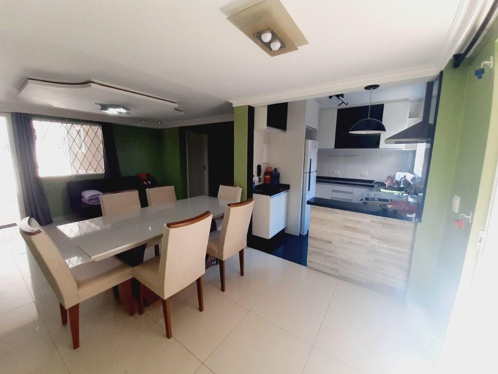 Sobrado em Colombo - PR, no bairro São Gabriel - Referência SO0047-UNNI