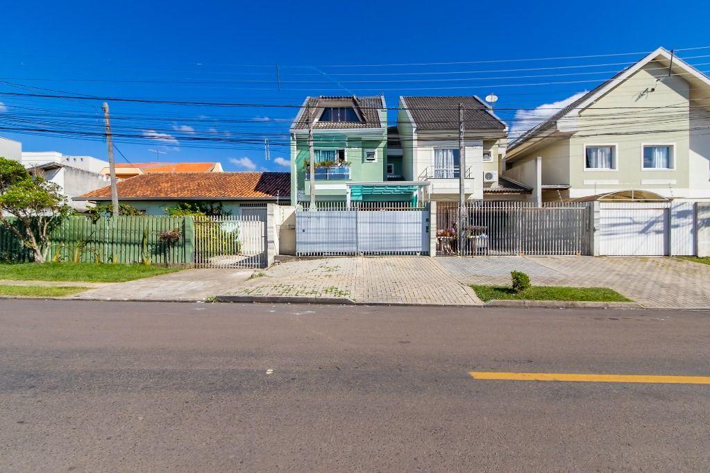Sobrado em Curitiba - PR, no bairro Boqueirão - Referência SO0049-CTBA