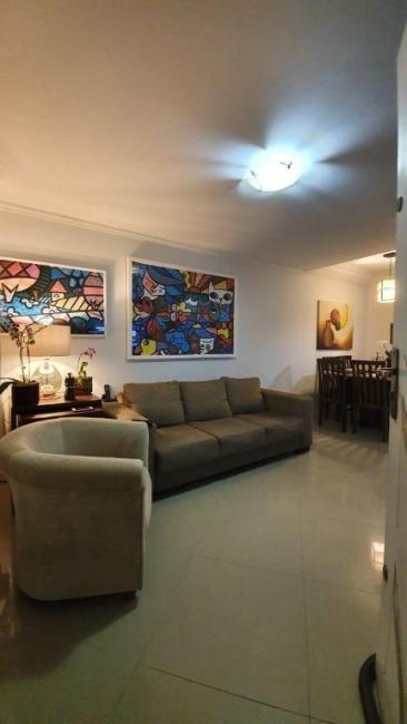 Sobrado em Curitiba - PR, no bairro Xaxim - Referência SO0050-VYPB