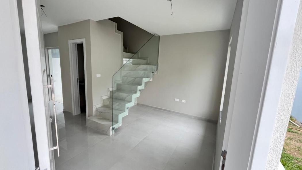 Sobrado com 2 dormitórios à venda, 67 m² por R$ 430.000,00 - Campo Comprido - Curitiba/PR - voa corretor