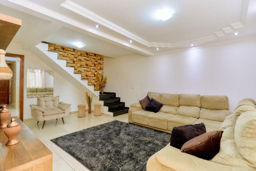 Sobrado em Curitiba - PR, no bairro Bairro Novo - Referência SO0054-CBF