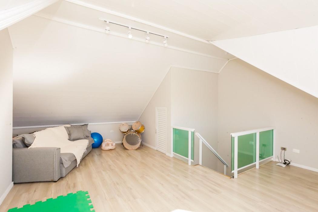 Casa à venda em Boqueirão, Curitiba — Hub Urbana