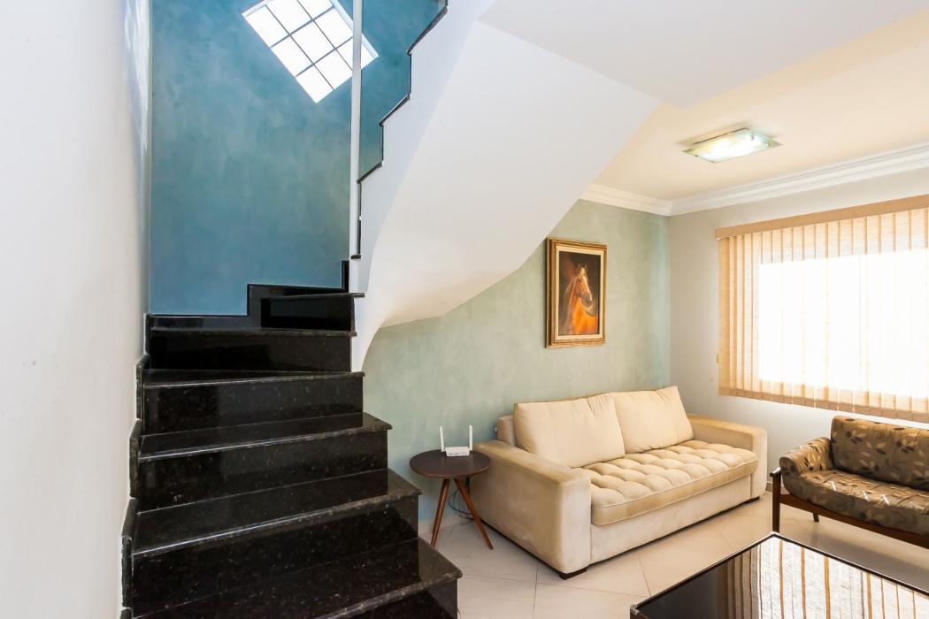 Casa à venda em Boqueirão, Curitiba — Hub Urbana