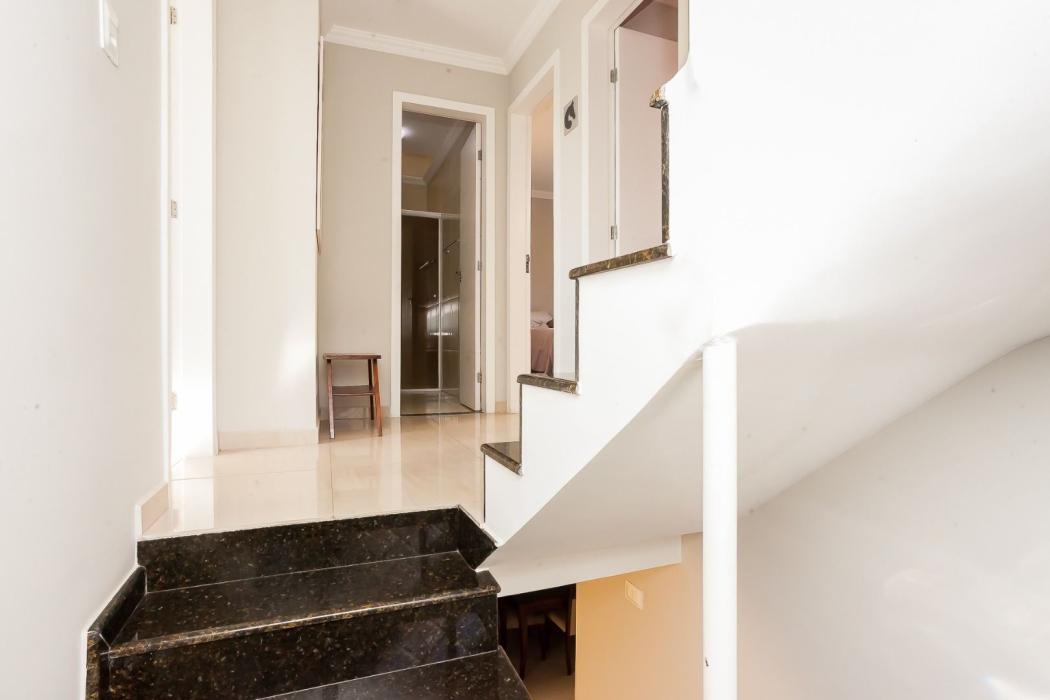 Casa à venda em Boqueirão, Curitiba — Hub Urbana