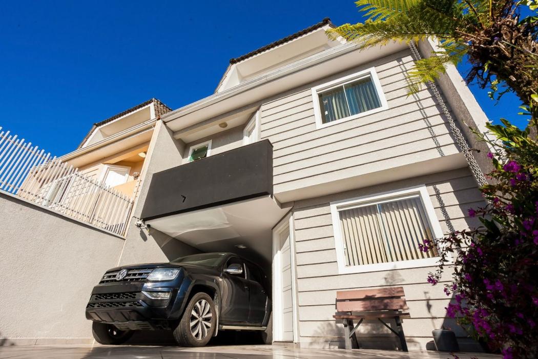 Casa à venda em Boqueirão, Curitiba — Hub Urbana