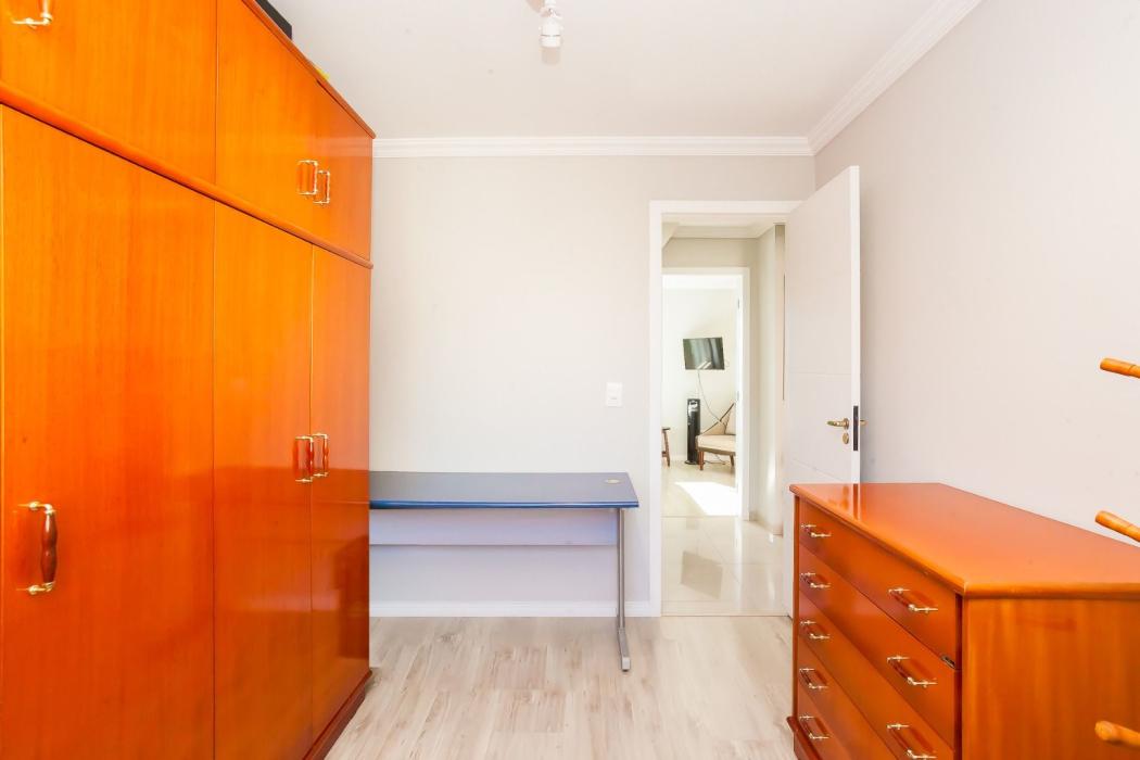 Casa à venda em Boqueirão, Curitiba — Hub Urbana