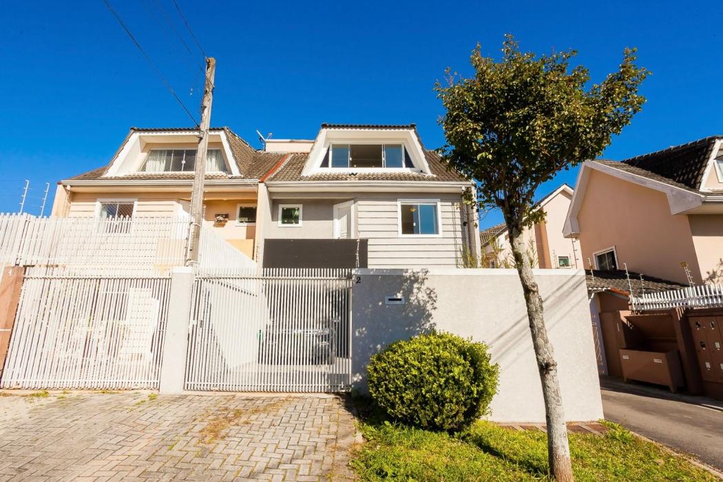 Casa à venda em Boqueirão, Curitiba — Hub Urbana