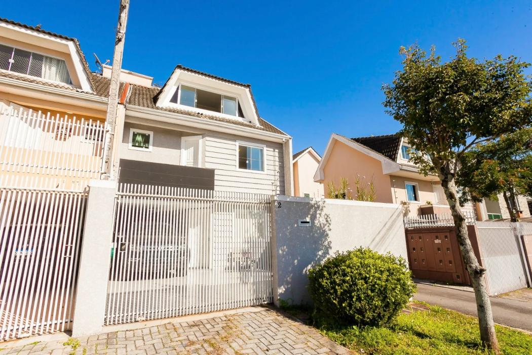 Casa à venda em Boqueirão, Curitiba — Hub Urbana