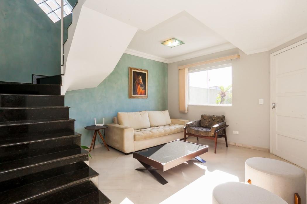 Casa à venda em Boqueirão, Curitiba — Hub Urbana