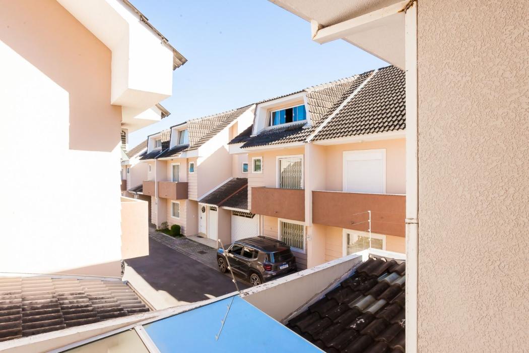 Casa à venda em Boqueirão, Curitiba — Hub Urbana