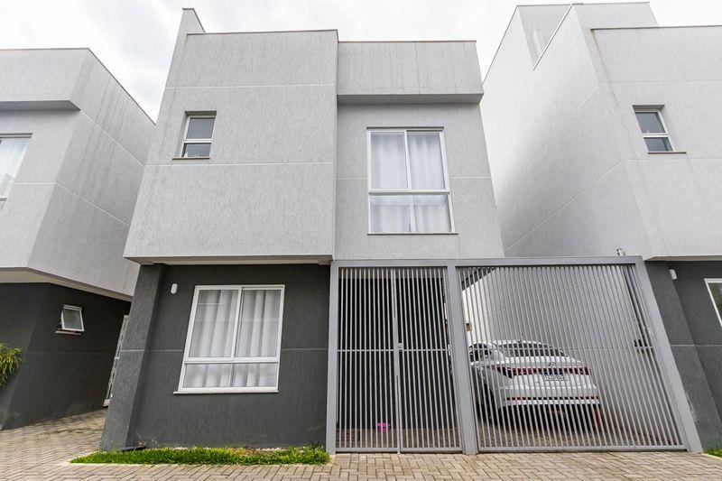 Sobrado em Curitiba - PR, no bairro Portão - Referência SO0064-LU0E