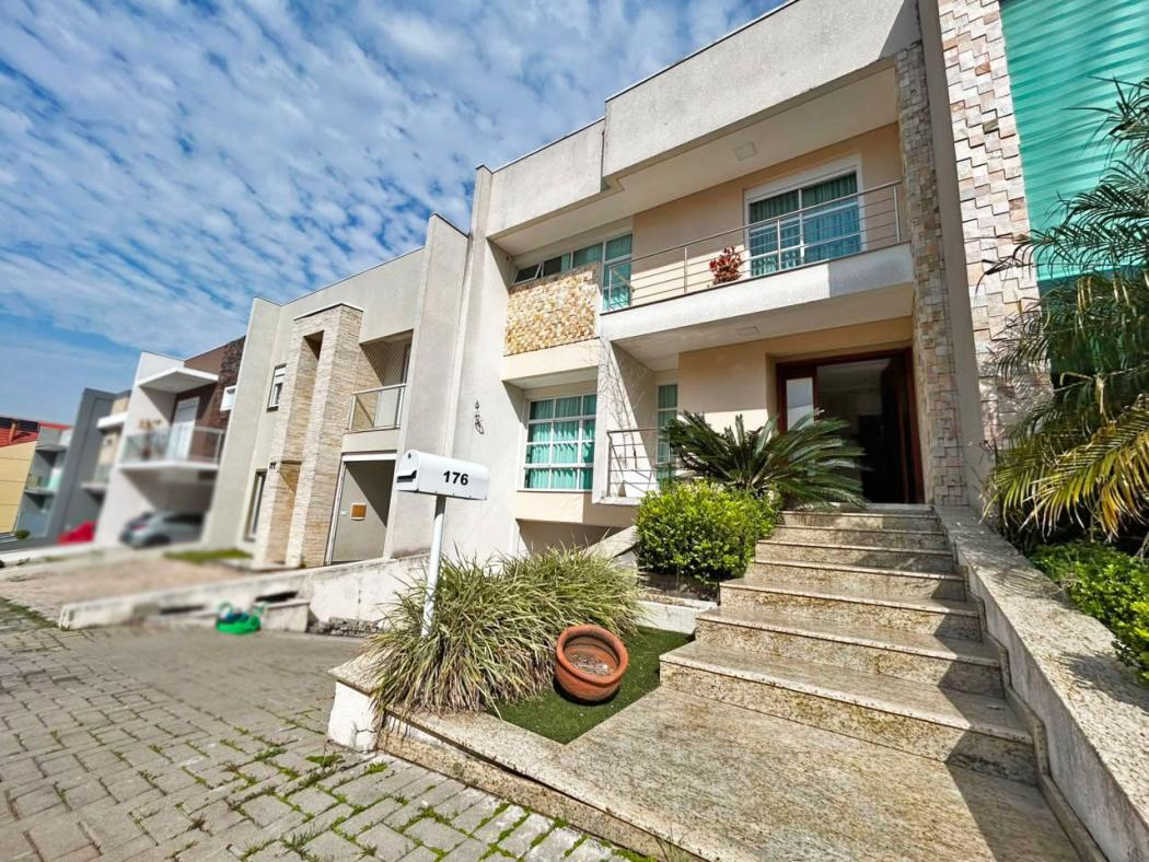 Casa à venda em Bairro Alto, Curitiba — Fava Imóveis