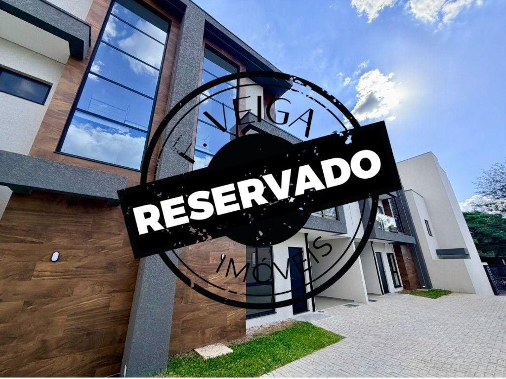 Sobrado à venda com 3 quartos, 279m² - Novo Mundo,Curitiba 