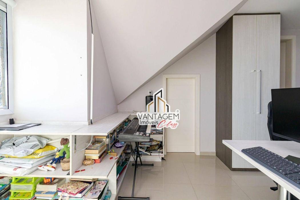 Sobrado para alugar em Santa Felicidade, Curitiba — Hub Urbana