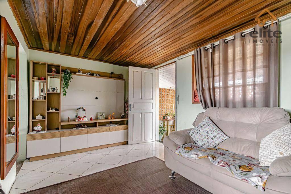 Sobrado em São José dos Pinhais - PR, no bairro Borda Do Campo - Referência SO0087-ELX