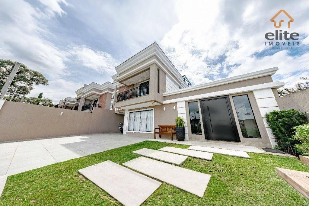 Sobrado em Curitiba - PR, no bairro Bom Retiro - Referência SO0089-ELX