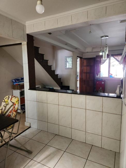 Sobrado em CURITIBA - PR, no bairro Umbará - Referência SO009-LSDI