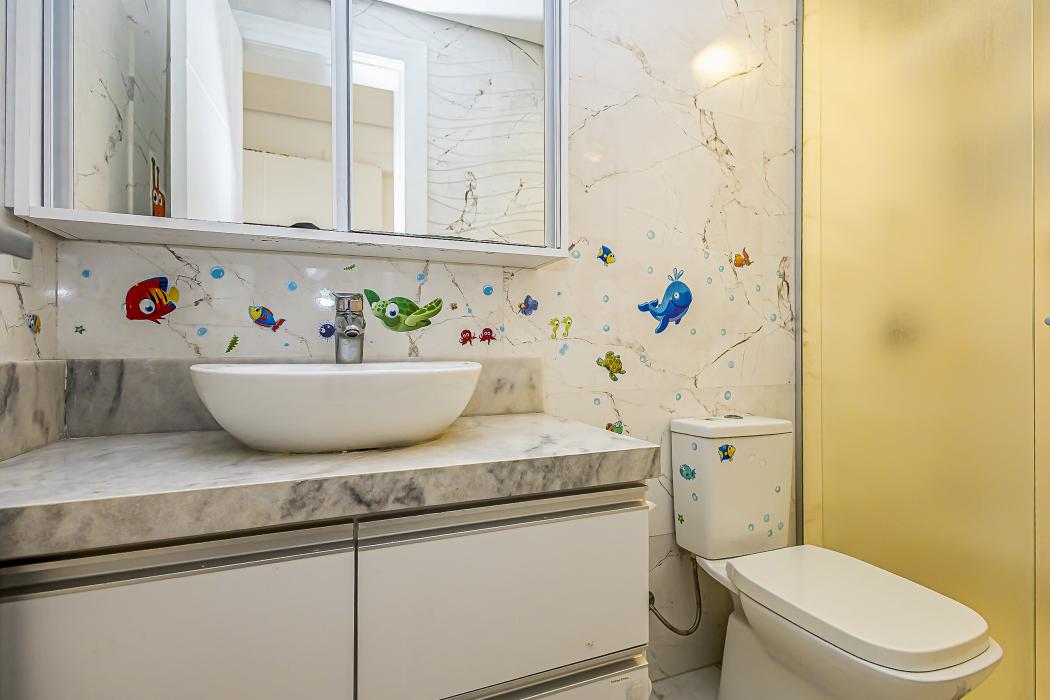 Casa à venda em Hauer, Curitiba — Fava Imóveis