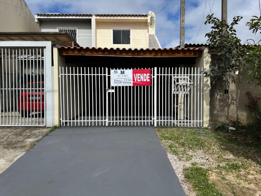 Sobrado em Curitiba - PR, no bairro Campo de Santana - Referência SO0141-CBJV