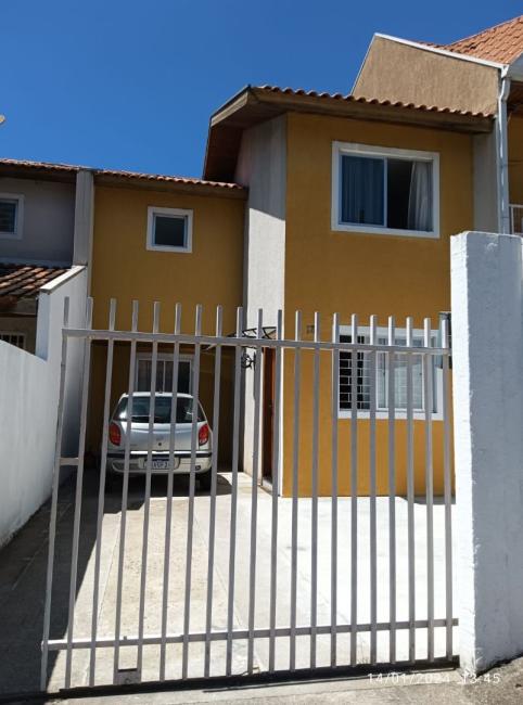 Sobrado em Curitiba - PR, no bairro Uberaba - Referência SO0144-CBJV