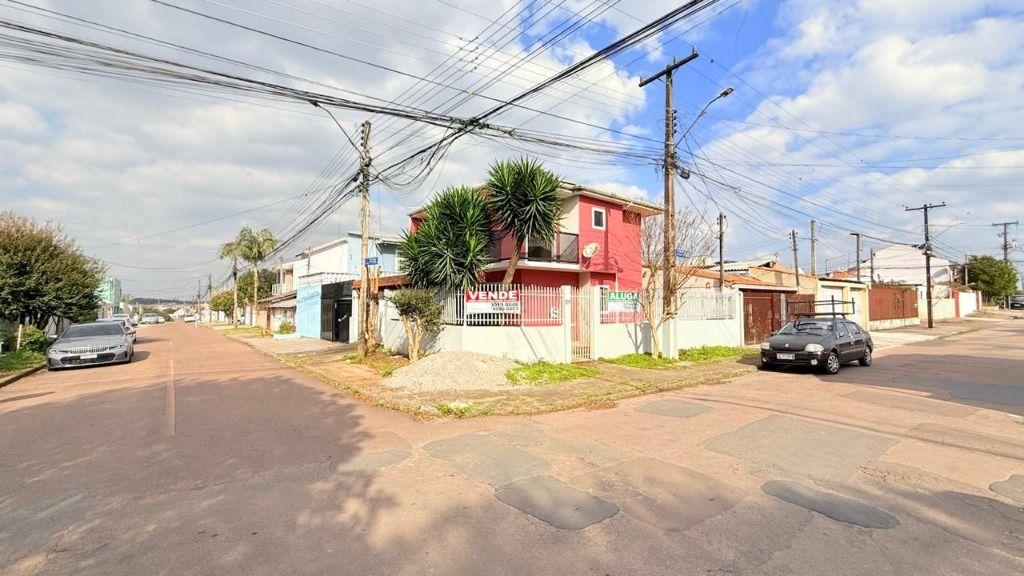 Sobrado em Curitiba - PR, no bairro Sítio Cercado - Referência SO0175-LCSB