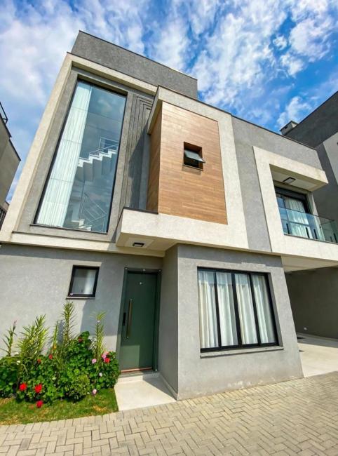 Sobrado Lindíssimo com 3 dormitórios ( 01 suíte) à venda, 128 m² por R$ 1.250.000 - Portão - Curitiba/PR