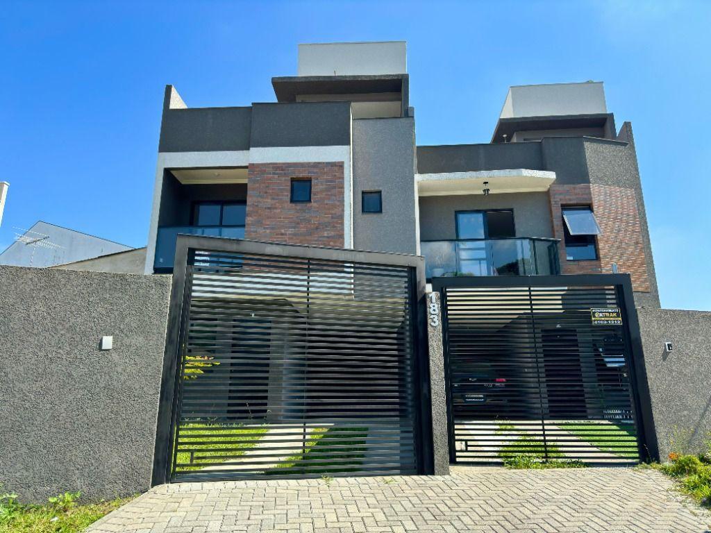 Sobrado em Curitiba - PR, no bairro Jardim das Américas - Referência SO0204-NBBR