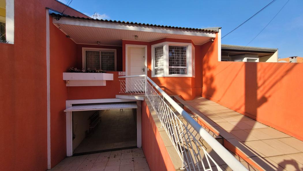 Sobrado em CURITIBA - PR, no bairro Tingui - Referência SO0225-CT-RIC