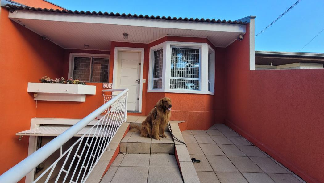 SOBRADO com 3 dormitórios à venda com 136.96m² por R$ 599.000,00 no bairro Tingui - CURITIBA / PR