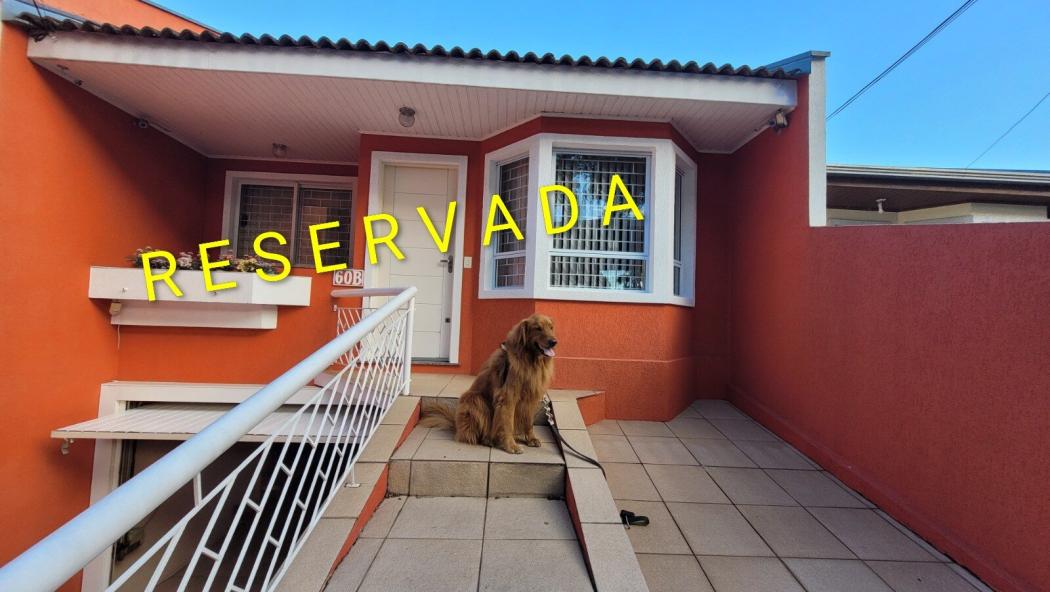Sobrado à venda com 3 quartos, 136m² - Tingui,Curitiba 