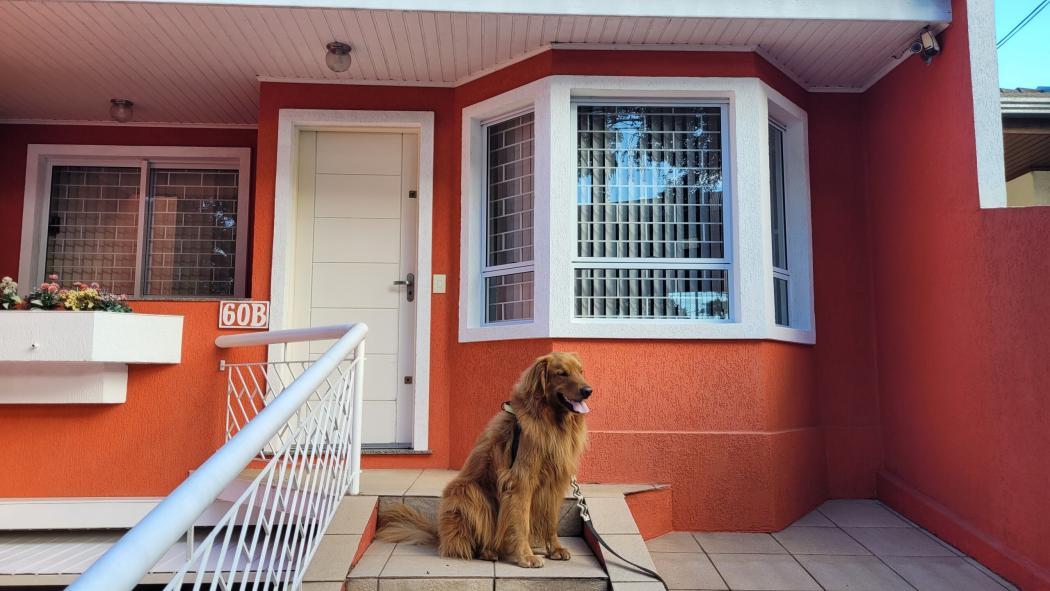 Sobrado em CURITIBA - PR, no bairro Bacacheri - Referência SO0227-CT-RIC